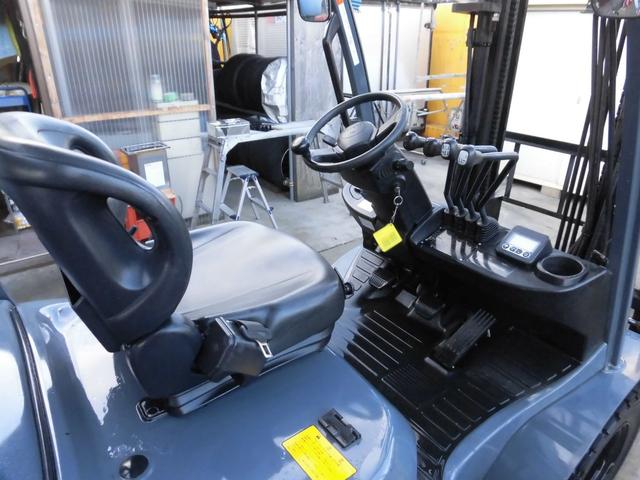 トヨタ フォークリフト 2.5トン 1355h(10枚目)