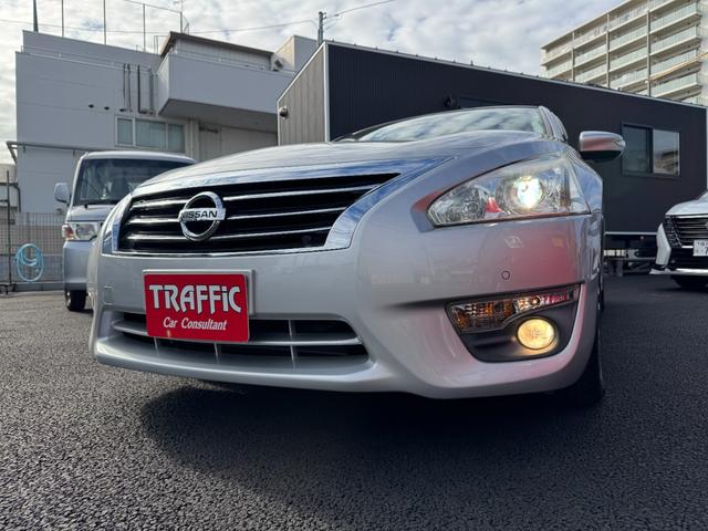 ティアナ XL 禁煙車 Bカメラ HID インテリキー TVキット 純正ナビフルセグTV Bluetoothオーディオ Pシート オットマン コーナーセンサー 踏み間違い衝突防止アシスト ビルトインETC 純正AW(12枚目)