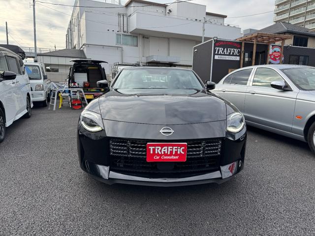 特別塗装色のミッドナイトブラックです。