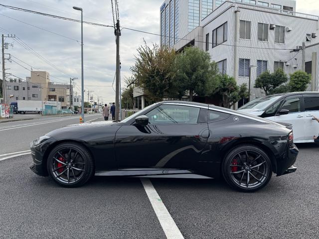 ★レーダークルーズコントロール★【全車速追従機能付き】アクセルペダルを踏まなくても車速変化に合わせた追従走行をしてくれます。高速道路での運転の疲れも軽減しますね♪