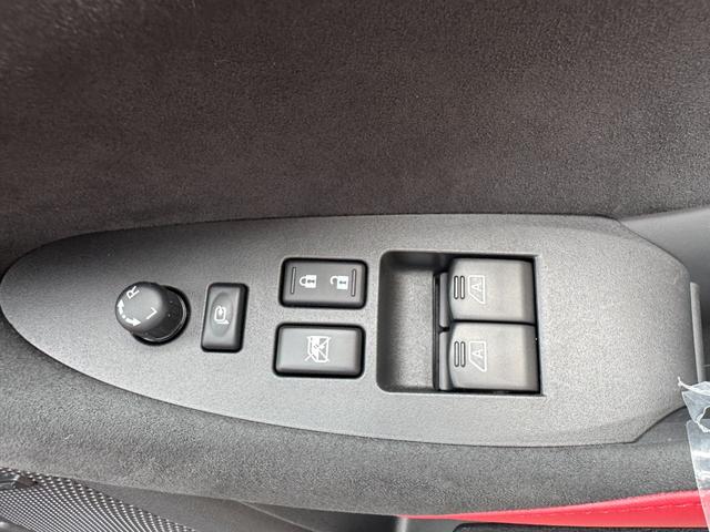 愛車の買取価格を知りたいと思ったら、お気軽にお問い合わせください。愛車の売却から購入までお手伝いし、皆さまの賢いカーライフをご支援いたします。