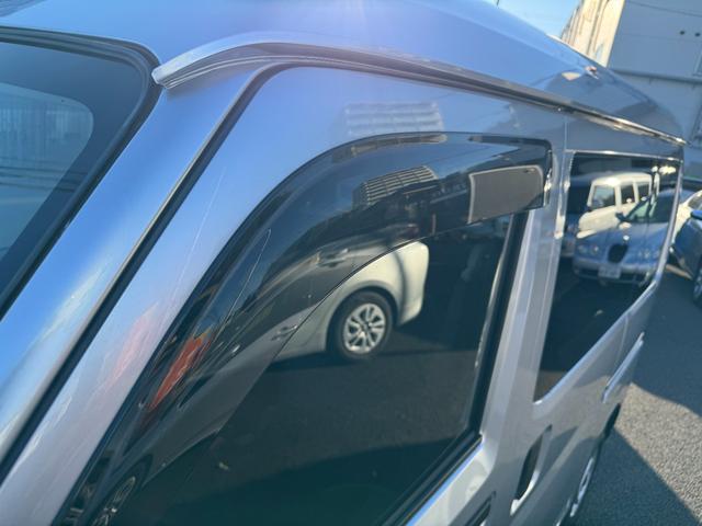 ハイゼットカーゴ ＤＸ　スマートアシスト　衝突被害軽減ブレーキ　車線逸脱警報　キーレス　両側スライドドア　アイドリングストップ　コーナーセンサー　ビルトインＥＴＣ　パワーウインドウ（12枚目）