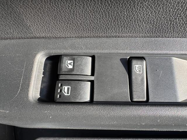 ハイゼットカーゴ ＤＸ　スマートアシスト　衝突被害軽減ブレーキ　車線逸脱警報　キーレス　両側スライドドア　アイドリングストップ　コーナーセンサー　ビルトインＥＴＣ　パワーウインドウ（20枚目）