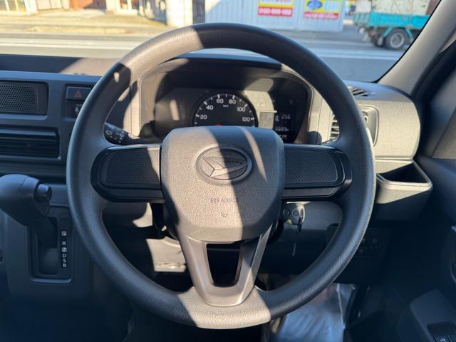 ハイゼットカーゴ ＤＸ　スマートアシスト　衝突被害軽減ブレーキ　車線逸脱警報　キーレス　両側スライドドア　アイドリングストップ　コーナーセンサー　ビルトインＥＴＣ　パワーウインドウ（23枚目）