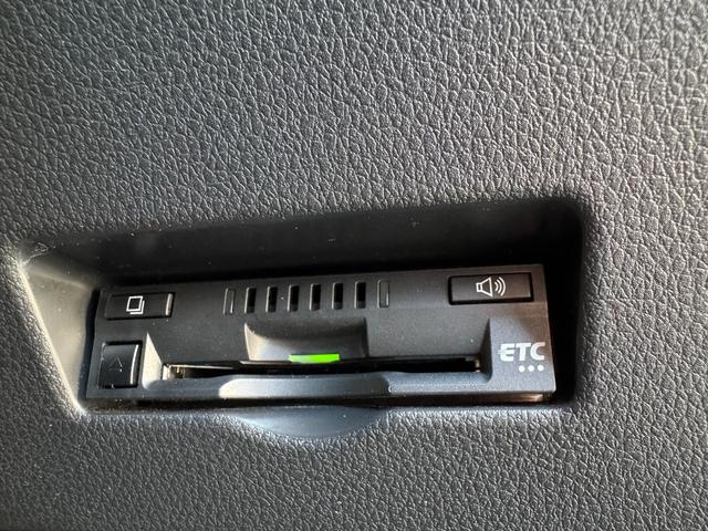 ハイゼットカーゴ ＤＸ　スマートアシスト　衝突被害軽減ブレーキ　車線逸脱警報　キーレス　両側スライドドア　アイドリングストップ　コーナーセンサー　ビルトインＥＴＣ　パワーウインドウ（28枚目）