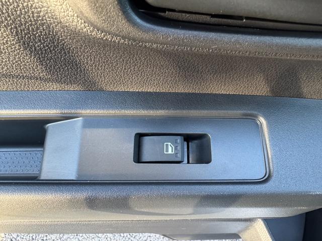 ハイゼットカーゴ ＤＸ　スマートアシスト　衝突被害軽減ブレーキ　車線逸脱警報　キーレス　両側スライドドア　アイドリングストップ　コーナーセンサー　ビルトインＥＴＣ　パワーウインドウ（33枚目）