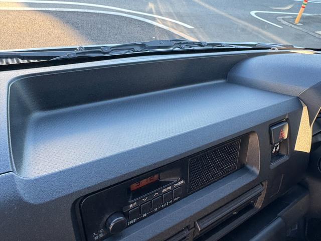 ハイゼットカーゴ ＤＸ　スマートアシスト　衝突被害軽減ブレーキ　車線逸脱警報　キーレス　両側スライドドア　アイドリングストップ　コーナーセンサー　ビルトインＥＴＣ　パワーウインドウ（35枚目）