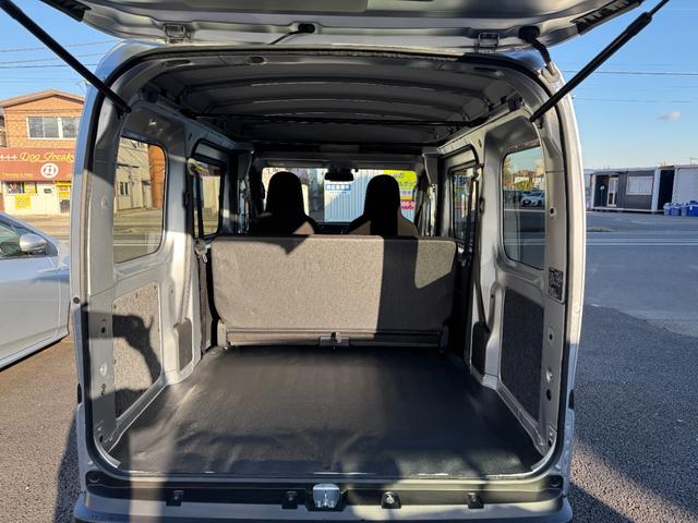 ハイゼットカーゴ ＤＸ　スマートアシスト　衝突被害軽減ブレーキ　車線逸脱警報　キーレス　両側スライドドア　アイドリングストップ　コーナーセンサー　ビルトインＥＴＣ　パワーウインドウ（37枚目）