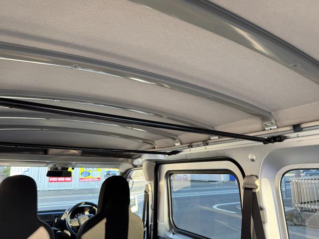 ハイゼットカーゴ ＤＸ　スマートアシスト　衝突被害軽減ブレーキ　車線逸脱警報　キーレス　両側スライドドア　アイドリングストップ　コーナーセンサー　ビルトインＥＴＣ　パワーウインドウ（40枚目）