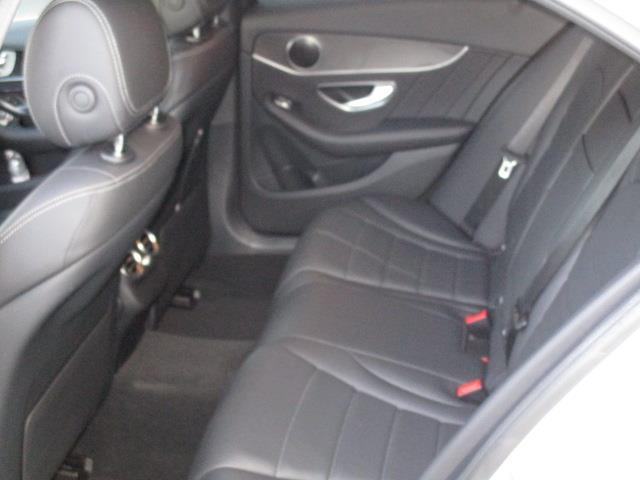 C220 d ローレウスエディション レーダーセーフティパッケージ スポーツプラスパッケージ 2年保証 新車保証(11枚目)