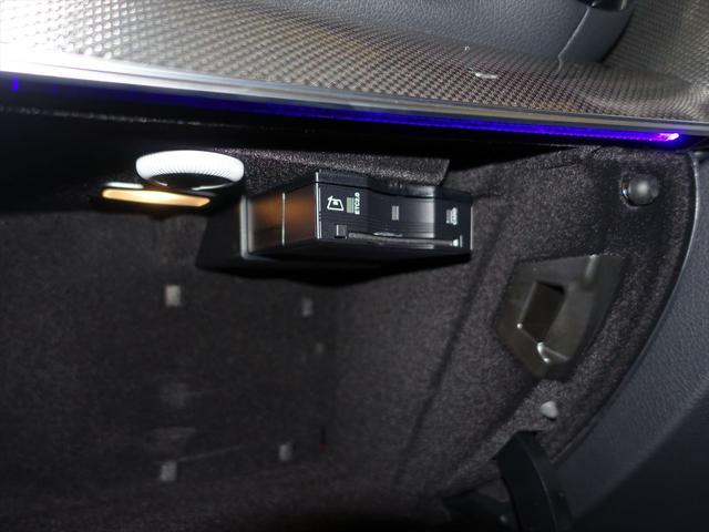 Ｅクラス Ｅ５３　４ＭＡＴＩＣ＋　エクスクルーシブパッケージ　Ｂｌｕｅｔｏｏｔｈ接続　ＥＴＣ　ＬＥＤヘッドライト　ＴＶ　アイドリングストップ　クルーズコントロール　コネクテッド機能　サイドカメラ　サンルーフ・ガラスルーフ（25枚目）