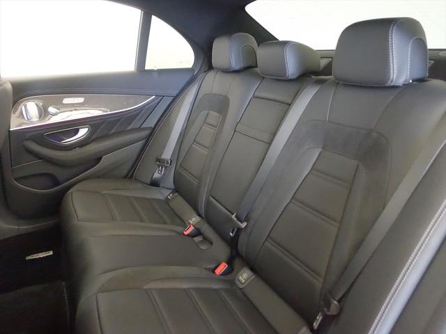 Ｅクラス Ｅ５３　４ＭＡＴＩＣ＋　エクスクルーシブパッケージ　Ｂｌｕｅｔｏｏｔｈ接続　ＥＴＣ　ＬＥＤヘッドライト　ＴＶ　アイドリングストップ　クルーズコントロール　コネクテッド機能　サイドカメラ　サンルーフ・ガラスルーフ（26枚目）