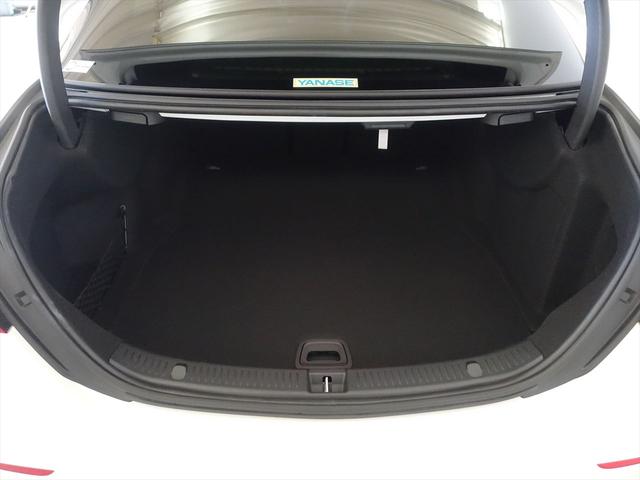 Ｅクラス Ｅ５３　４ＭＡＴＩＣ＋　エクスクルーシブパッケージ　Ｂｌｕｅｔｏｏｔｈ接続　ＥＴＣ　ＬＥＤヘッドライト　ＴＶ　アイドリングストップ　クルーズコントロール　コネクテッド機能　サイドカメラ　サンルーフ・ガラスルーフ（28枚目）