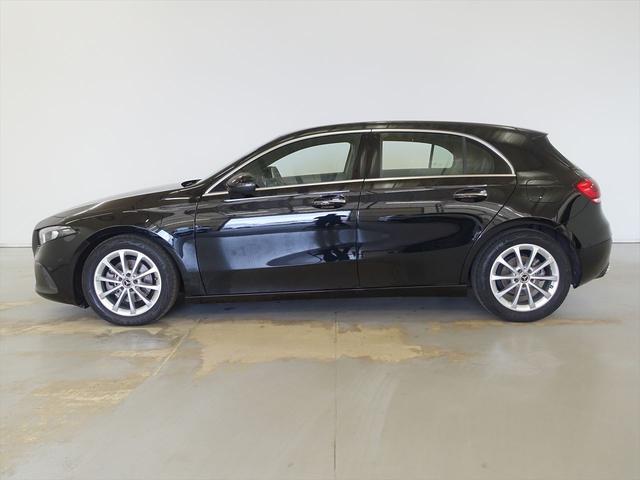 Ａクラス Ａ２００　ｄ　Ｂｌｕｅｔｏｏｔｈ接続　ＥＴＣ　ＬＥＤヘッドライト　ＴＶ　アイドリングストップ　クルーズコントロール　コネクテッド機能　シートヒーター　トランクスルー　ナビ　バックモニター　パワーシート　フロアマット（5枚目）