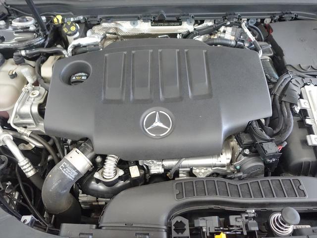 Ａクラス Ａ２００　ｄ　Ｂｌｕｅｔｏｏｔｈ接続　ＥＴＣ　ＬＥＤヘッドライト　ＴＶ　アイドリングストップ　クルーズコントロール　コネクテッド機能　シートヒーター　トランクスルー　ナビ　バックモニター　パワーシート　フロアマット（9枚目）