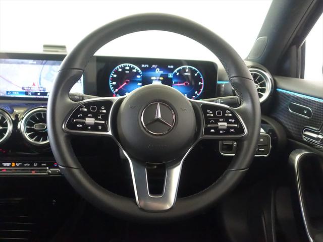 Ａクラス Ａ２００　ｄ　Ｂｌｕｅｔｏｏｔｈ接続　ＥＴＣ　ＬＥＤヘッドライト　ＴＶ　アイドリングストップ　クルーズコントロール　コネクテッド機能　シートヒーター　トランクスルー　ナビ　バックモニター　パワーシート　フロアマット（17枚目）