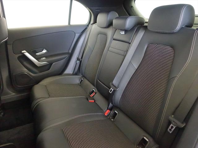 Ａクラス Ａ２００　ｄ　Ｂｌｕｅｔｏｏｔｈ接続　ＥＴＣ　ＬＥＤヘッドライト　ＴＶ　アイドリングストップ　クルーズコントロール　コネクテッド機能　シートヒーター　トランクスルー　ナビ　バックモニター　パワーシート　フロアマット（22枚目）