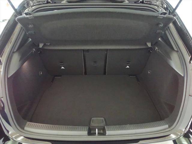 Ａクラス Ａ２００　ｄ　Ｂｌｕｅｔｏｏｔｈ接続　ＥＴＣ　ＬＥＤヘッドライト　ＴＶ　アイドリングストップ　クルーズコントロール　コネクテッド機能　シートヒーター　トランクスルー　ナビ　バックモニター　パワーシート　フロアマット（24枚目）