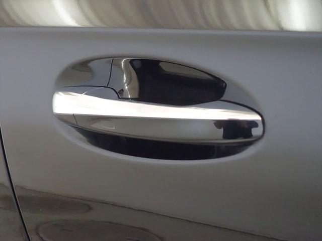 Ａクラス Ａ２００　ｄ　Ｂｌｕｅｔｏｏｔｈ接続　ＥＴＣ　ＬＥＤヘッドライト　ＴＶ　アイドリングストップ　クルーズコントロール　コネクテッド機能　シートヒーター　トランクスルー　ナビ　バックモニター　パワーシート　フロアマット（25枚目）