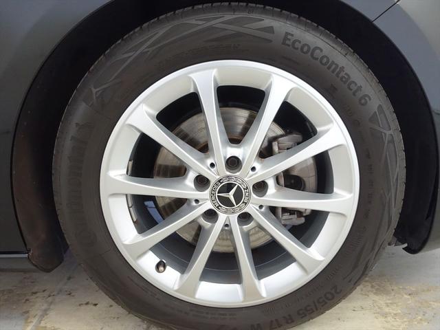 Ａクラス Ａ２００　ｄ　Ｂｌｕｅｔｏｏｔｈ接続　ＥＴＣ　ＬＥＤヘッドライト　ＴＶ　アイドリングストップ　クルーズコントロール　コネクテッド機能　シートヒーター　トランクスルー　ナビ　バックモニター　パワーシート　フロアマット（33枚目）