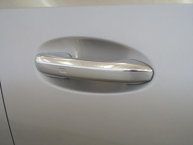 Cクラス C43 4MATIC Bluetooth接続 ETC LEDヘッドライト TV アイドリングストップ クルーズコントロール コネクテッド機能 サイドカメラ サンルーフ・ガラスルーフ シートエアコン シートヒーター(28枚目)