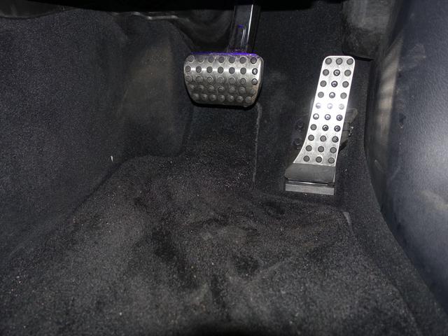 Cクラス C43 4MATIC Bluetooth接続 ETC LEDヘッドライト TV アイドリングストップ クルーズコントロール コネクテッド機能 サイドカメラ サンルーフ・ガラスルーフ シートエアコン シートヒーター(29枚目)