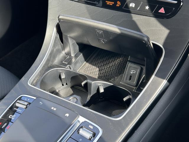 GLC GLC43 4MATIC クーペ AMGレザーエクスクルーシブパッケージ Bluetooth接続 ETC LEDヘッドライト TV アイドリングストップ クルーズコントロール コネクテッド機能 サイドカメラ サンルーフ・ガラスルーフ(65枚目)