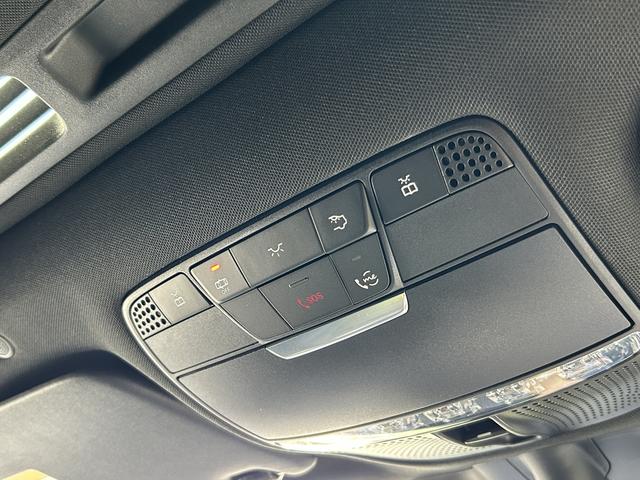 GLC GLC43 4MATIC クーペ AMGレザーエクスクルーシブパッケージ Bluetooth接続 ETC LEDヘッドライト TV アイドリングストップ クルーズコントロール コネクテッド機能 サイドカメラ サンルーフ・ガラスルーフ(70枚目)