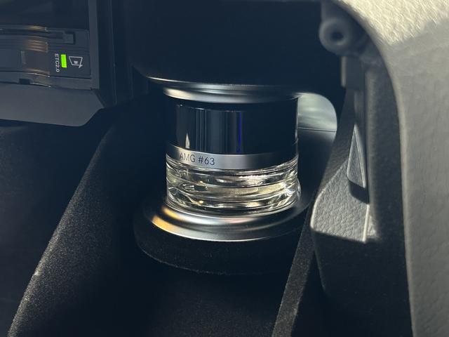 GLC GLC43 4MATIC クーペ AMGレザーエクスクルーシブパッケージ Bluetooth接続 ETC LEDヘッドライト TV アイドリングストップ クルーズコントロール コネクテッド機能 サイドカメラ サンルーフ・ガラスルーフ(72枚目)