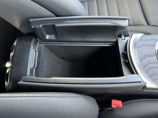 GLC GLC43 4MATIC クーペ AMGレザーエクスクルーシブパッケージ Bluetooth接続 ETC LEDヘッドライト TV アイドリングストップ クルーズコントロール コネクテッド機能 サイドカメラ サンルーフ・ガラスルーフ(75枚目)