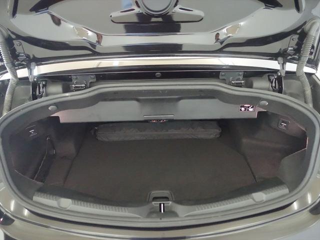 Ｅクラス Ｅ２００　カブリオレ　スポーツ　レザーパッケージ　Ｂｌｕｅｔｏｏｔｈ接続　ＥＴＣ　ＬＥＤヘッドライト　ＴＶ　アイドリングストップ　クルーズコントロール　コネクテッド機能　サイドカメラ　シートヒーター　トランクスルー　ナビ（31枚目）