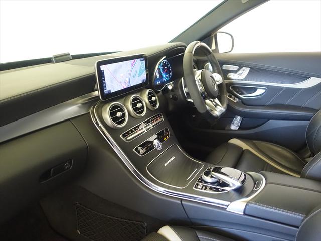 Ｃクラス Ｃ６３　Ｓ　コンフォートパッケージ　Ｂｌｕｅｔｏｏｔｈ接続　ＥＴＣ　ＬＥＤヘッドライト　ＴＶ　アイドリングストップ　クルーズコントロール　コネクテッド機能　サンルーフ・ガラスルーフ　シートヒーター　トランクスルー（17枚目）
