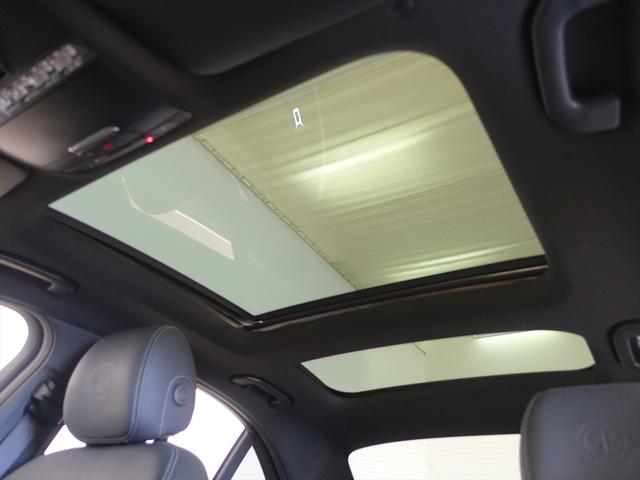 Ｃクラス Ｃ６３　Ｓ　コンフォートパッケージ　Ｂｌｕｅｔｏｏｔｈ接続　ＥＴＣ　ＬＥＤヘッドライト　ＴＶ　アイドリングストップ　クルーズコントロール　コネクテッド機能　サンルーフ・ガラスルーフ　シートヒーター　トランクスルー（20枚目）