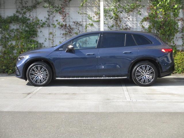 EQS SUV EQS580 4MATIC SUV スポーツ ナイトパッケージ ショーファーパッケージ 3列シート Bluetooth接続 ETC LEDヘッドライト TV クルーズコントロール コネクテッド機能 サイドカメラ サンルーフ・ガラスルーフ(3枚目)