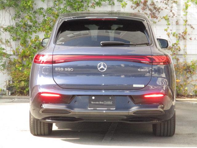 EQS SUV EQS580 4MATIC SUV スポーツ ナイトパッケージ ショーファーパッケージ 3列シート Bluetooth接続 ETC LEDヘッドライト TV クルーズコントロール コネクテッド機能 サイドカメラ サンルーフ・ガラスルーフ(5枚目)
