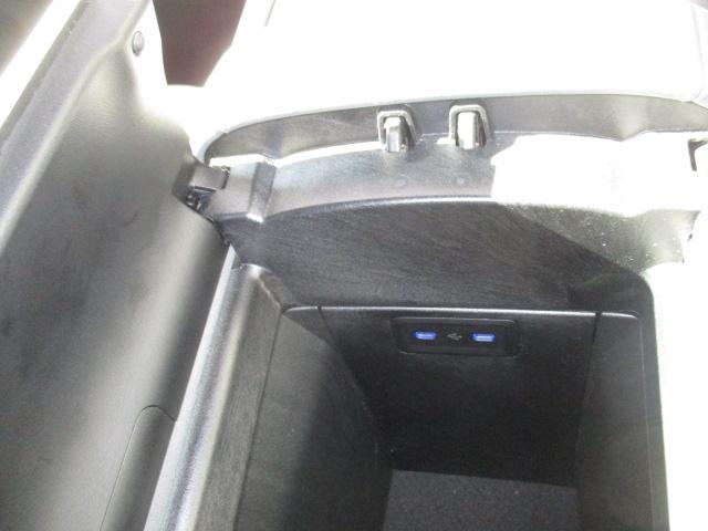 EQS SUV EQS580 4MATIC SUV スポーツ ナイトパッケージ ショーファーパッケージ 3列シート Bluetooth接続 ETC LEDヘッドライト TV クルーズコントロール コネクテッド機能 サイドカメラ サンルーフ・ガラスルーフ(14枚目)