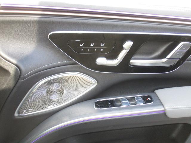 EQS SUV EQS580 4MATIC SUV スポーツ ナイトパッケージ ショーファーパッケージ 3列シート Bluetooth接続 ETC LEDヘッドライト TV クルーズコントロール コネクテッド機能 サイドカメラ サンルーフ・ガラスルーフ(18枚目)