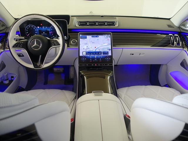 Ｓクラス Ｓ６８０　４ＭＡＴＩＣ　ＭＡＮＵＦＡＫＴＵＲレザーエクスクルーシブパッケージ　Ｂｌｕｅｔｏｏｔｈ接続　ＥＴＣ　ＬＥＤヘッドライト　ＴＶ　アイドリングストップ　オットマン　クルーズコントロール　コネクテッド機能　サイドカメラ（12枚目）