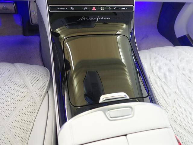 Ｓクラス Ｓ６８０　４ＭＡＴＩＣ　ＭＡＮＵＦＡＫＴＵＲレザーエクスクルーシブパッケージ　Ｂｌｕｅｔｏｏｔｈ接続　ＥＴＣ　ＬＥＤヘッドライト　ＴＶ　アイドリングストップ　オットマン　クルーズコントロール　コネクテッド機能　サイドカメラ（16枚目）