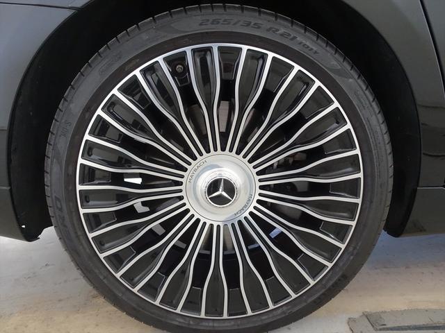 Ｓクラス Ｓ６８０　４ＭＡＴＩＣ　ＭＡＮＵＦＡＫＴＵＲレザーエクスクルーシブパッケージ　Ｂｌｕｅｔｏｏｔｈ接続　ＥＴＣ　ＬＥＤヘッドライト　ＴＶ　アイドリングストップ　オットマン　クルーズコントロール　コネクテッド機能　サイドカメラ（33枚目）