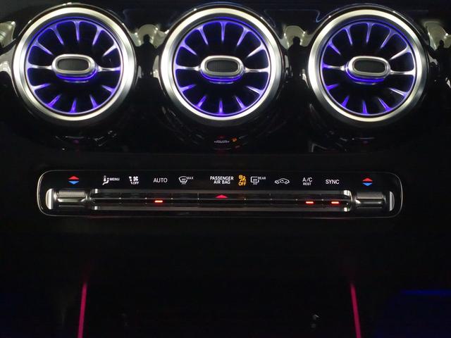 GLAクラス GLA200 d 4MATIC AMGライン ナビゲーションパッケージ Bluetooth接続 ETC LEDヘッドライト TV アイドリングストップ クルーズコントロール コネクテッド機能 サイドカメラ シートヒーター トランクスルー ナビ(13枚目)