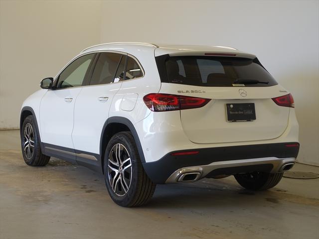 GLAクラス GLA200 d 4MATIC(4枚目)