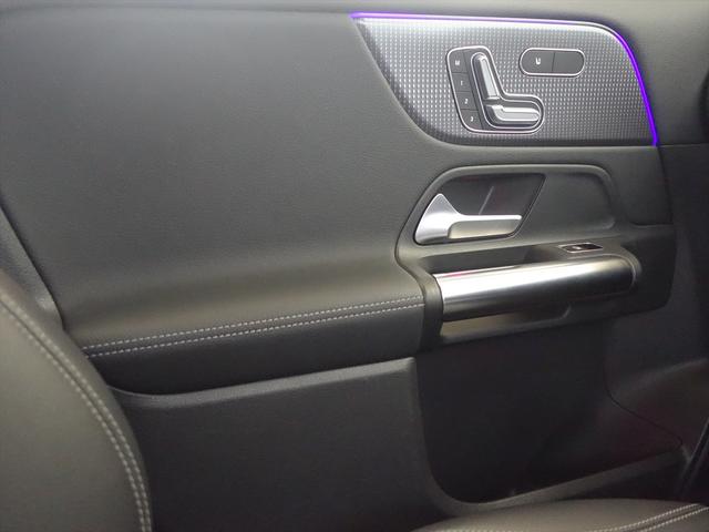 GLAクラス GLA200 d 4MATIC(14枚目)