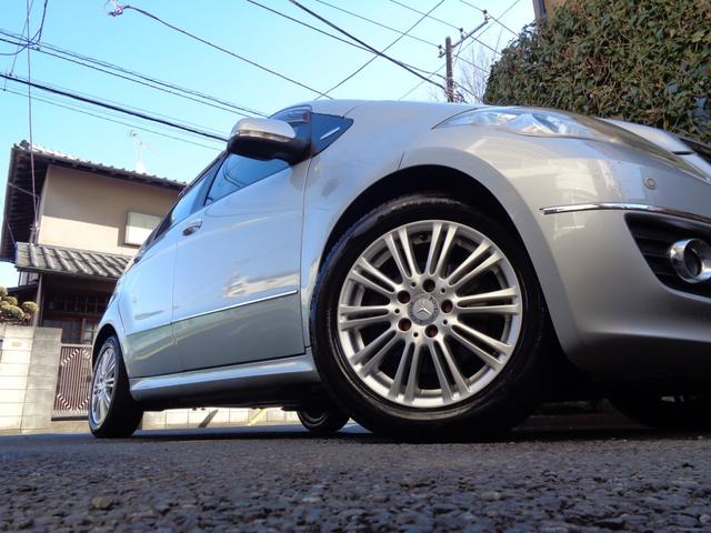 Ａクラス Ａ１８０　エレガンス　最終型１オーナー禁煙・黒ハーフ本革シート・鏡面ウッドパネル・埋込ＣＤ＆ＤＶＤ再生ナビＢカメラＥＴＣ・ステアスイッチ・ティップシフト・クルコン・左右ミラーマーカー・前後フォグ・専用デザインアルミ取説記録（15枚目）