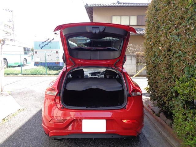 �A���Ԃɂ悭�o����V�\��̗򉻂́A�����̂悤�ɕ����͂��ꖳ���O�b�h�R���f�B�V�������Y��ȏ�ԁB�����ꕂ�����o�Ă���C�\�ł������S���������B�܂��C���e���A�R�[�f�B�l�[�g�Ń��[�t�J���[�ύX�������\�ł�