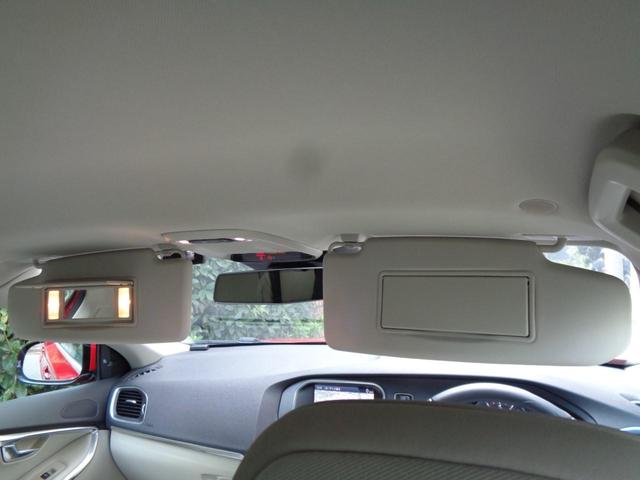 Ｖ４０ Ｔ４　ＳＥ　１オナ禁煙Ｈ白革メモリ／パワー／ヒータ・スマート鍵・ＬＥＤ＆ＨＩＤ・ＩＣＴＢ６速ＡＴティップ・ＴＶナビＢカメＥＴＣ・革巻ステア・ＢＬＩＳ追従クルーズ＆追突軽減・死角警告＆レーンキープ大径アルミ取説記録（46枚目）