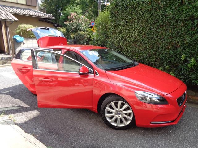Ｖ４０ Ｔ４　ＳＥ　１オナ禁煙Ｈ白革メモリ／パワー／ヒータ・スマート鍵・ＬＥＤ＆ＨＩＤ・ＩＣＴＢ６速ＡＴティップ・ＴＶナビＢカメＥＴＣ・革巻ステア・ＢＬＩＳ追従クルーズ＆追突軽減・死角警告＆レーンキープ大径アルミ取説記録（58枚目）