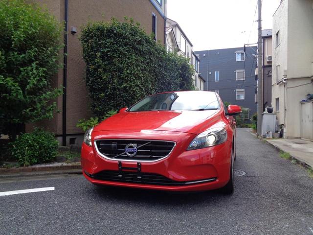 Ｖ４０ Ｔ４　ＳＥ　１オナ禁煙Ｈ白革メモリ／パワー／ヒータ・スマート鍵・ＬＥＤ＆ＨＩＤ・ＩＣＴＢ６速ＡＴティップ・ＴＶナビＢカメＥＴＣ・革巻ステア・ＢＬＩＳ追従クルーズ＆追突軽減・死角警告＆レーンキープ大径アルミ取説記録（74枚目）