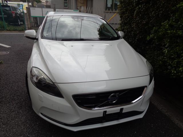 Ｖ４０ Ｔ４　ＳＥ　禁煙１オナ白フル本革席メモリ／パワー／ヒータ・革ステア・スマートキ・ＬＥＤ＆ＨＩＤ・ティップ付ＡＴ・ＴＶナビＥＴＣ・ＢＬＩＳ追従クルーズ＆追突軽減・死角警告＆レーンキープ・Ｄアラート・１７ＡＷ取説記録（2枚目）