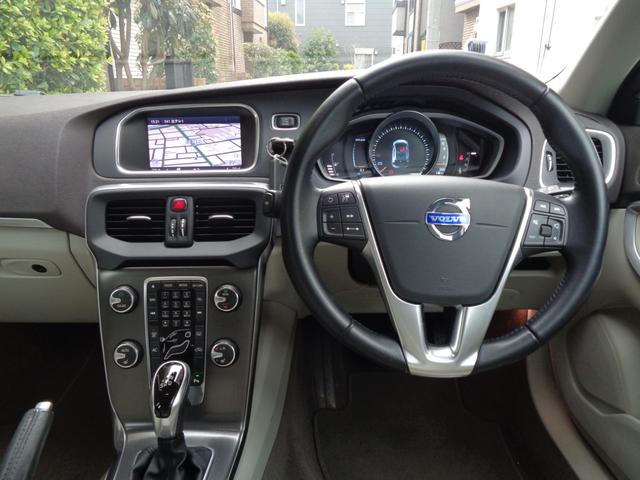 Ｖ４０ Ｔ４　ＳＥ　禁煙１オナ白フル本革席メモリ／パワー／ヒータ・革ステア・スマートキ・ＬＥＤ＆ＨＩＤ・ティップ付ＡＴ・ＴＶナビＥＴＣ・ＢＬＩＳ追従クルーズ＆追突軽減・死角警告＆レーンキープ・Ｄアラート・１７ＡＷ取説記録（21枚目）